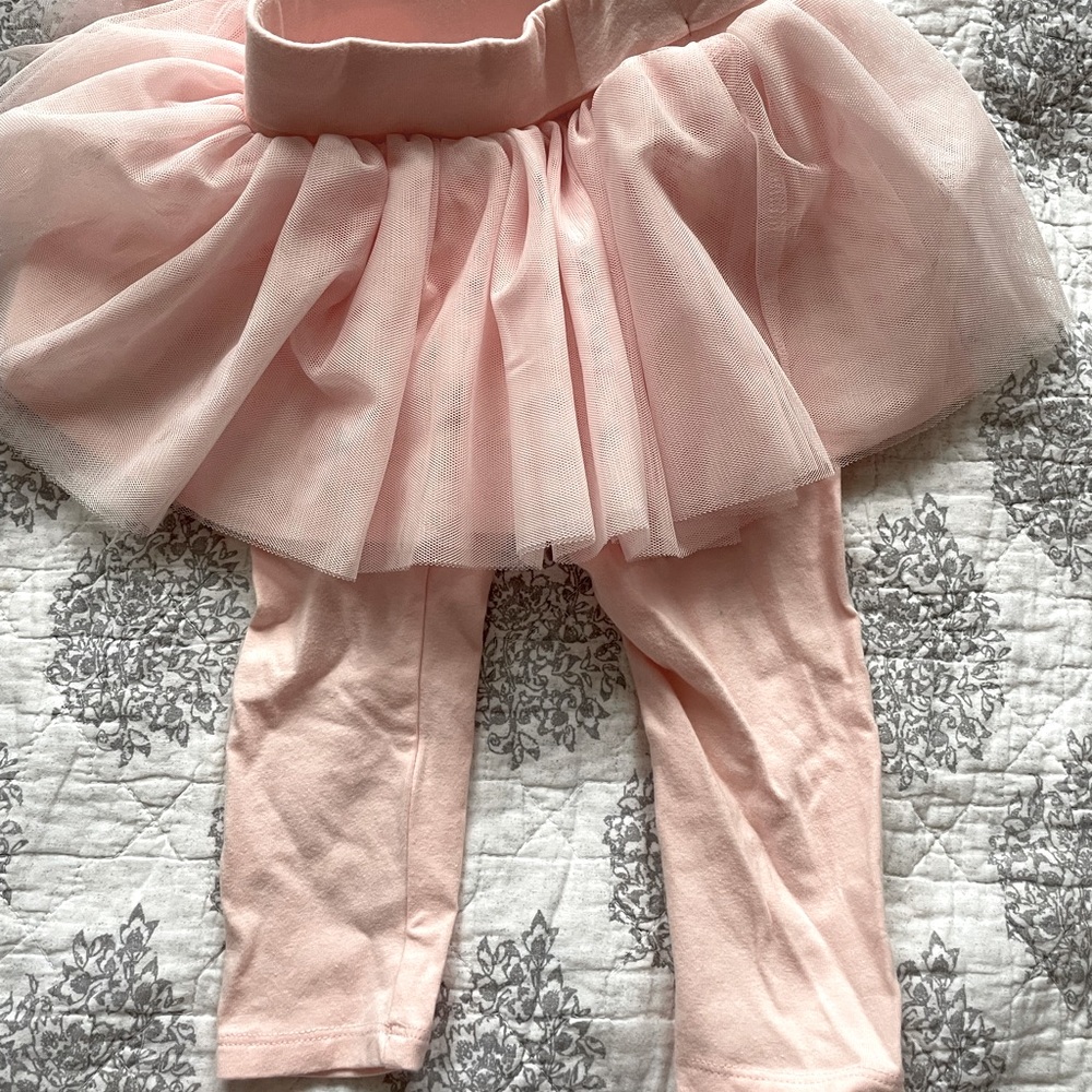 Baby Gap tulle skirt with attached leggings